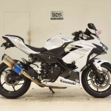 Мотоцикл Kawasaki NINJA400