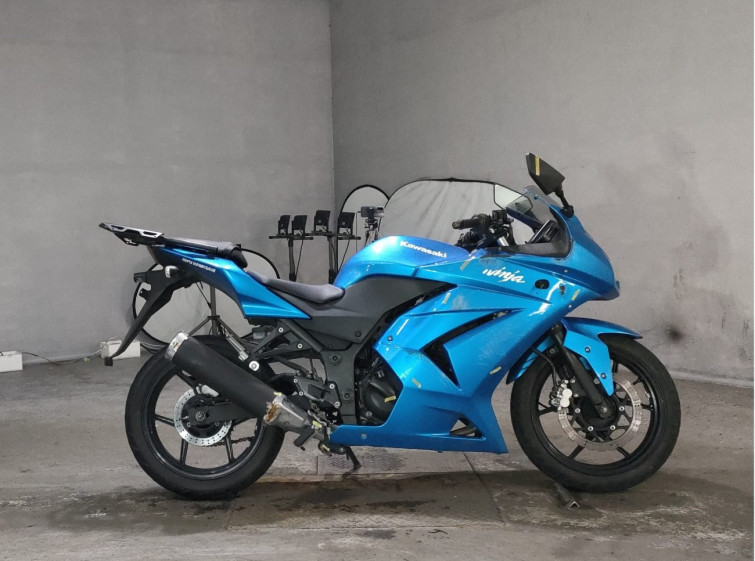 Мотоцикл Kawasaki NINJA250R с пробегом 13434 km