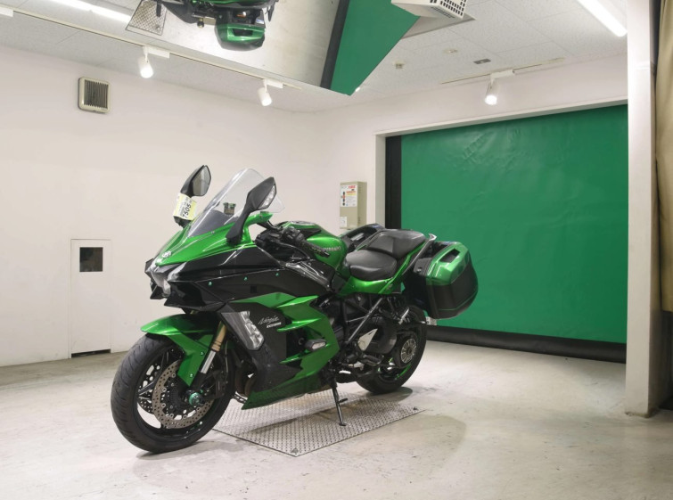 Мотоцикл Kawasaki NINJA H2 SX з пробігом 29574 km