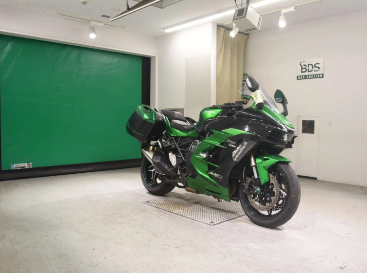 Мотоцикл Kawasaki NINJA H2 SX з пробігом 29574 km