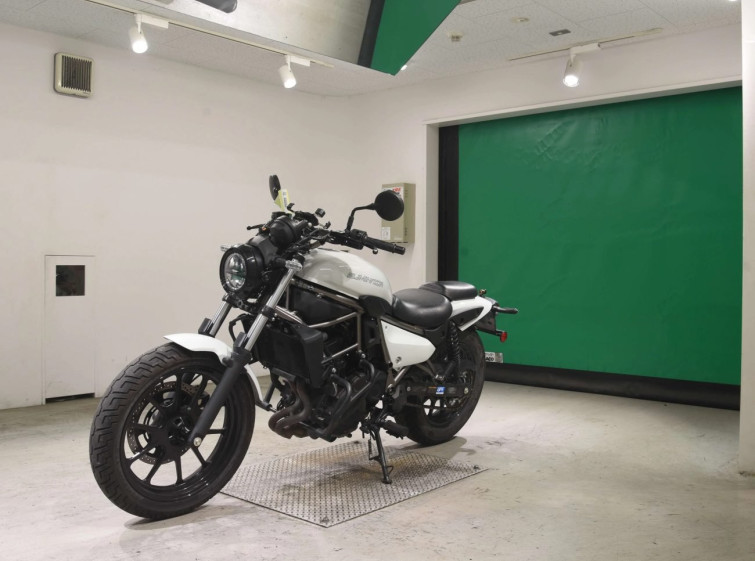 Мотоцикл Kawasaki ELIMINATOR400-3 с пробегом 5037 km