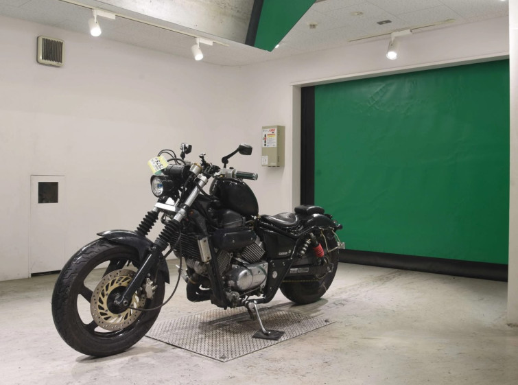 Мотоцикл Honda MAGNA250 с пробегом 5141 km