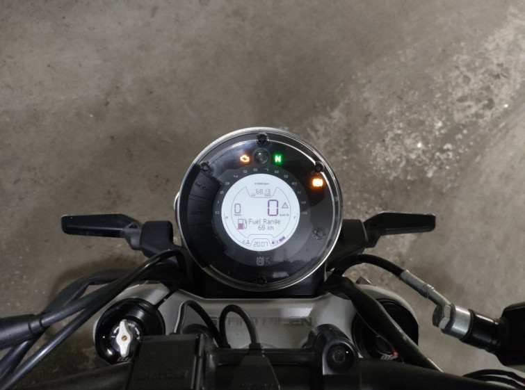 Мотоцикл Husqvarna SUZAL TOPIEREN 401 с пробегом 6813 km