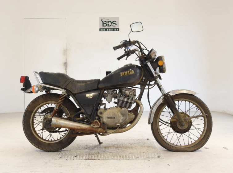 Мотоцикл Yamaha SR250 з пробігом 12969 km