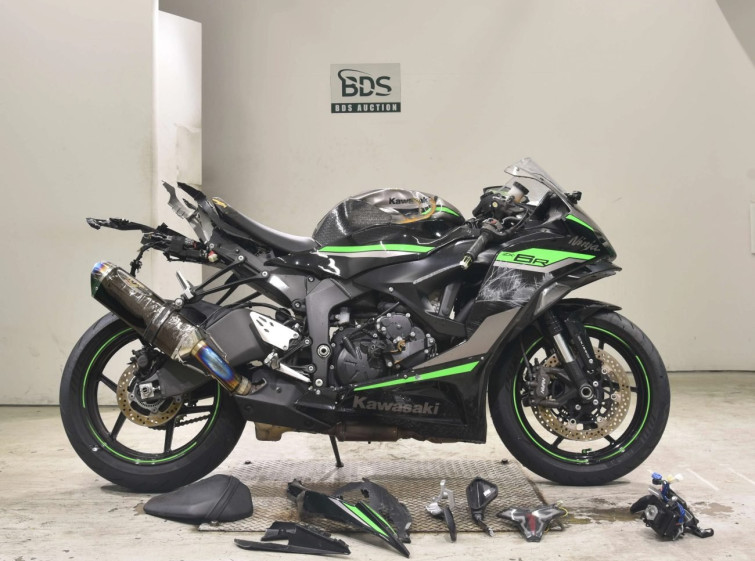 Мотоцикл Kawasaki ZX-6RA