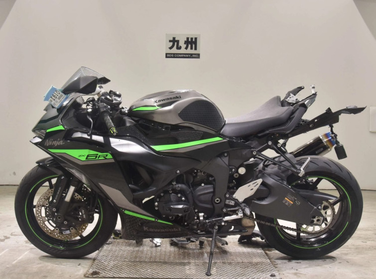 Мотоцикл Kawasaki ZX-6RA