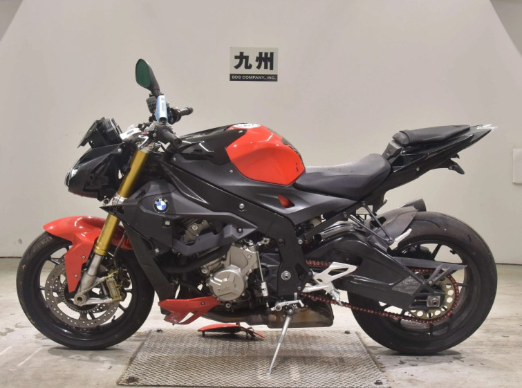 Мотоцикл BMW S1000R