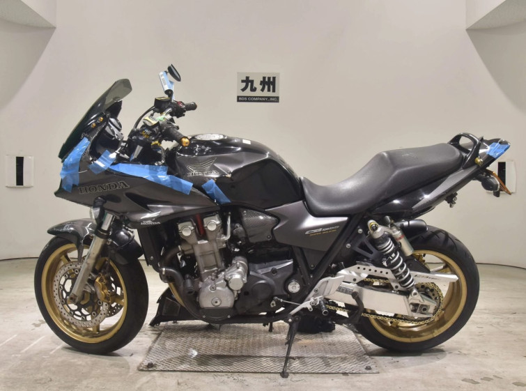 Мотоцикл Honda CB1300SF BOLDOR з пробігом 70304 km