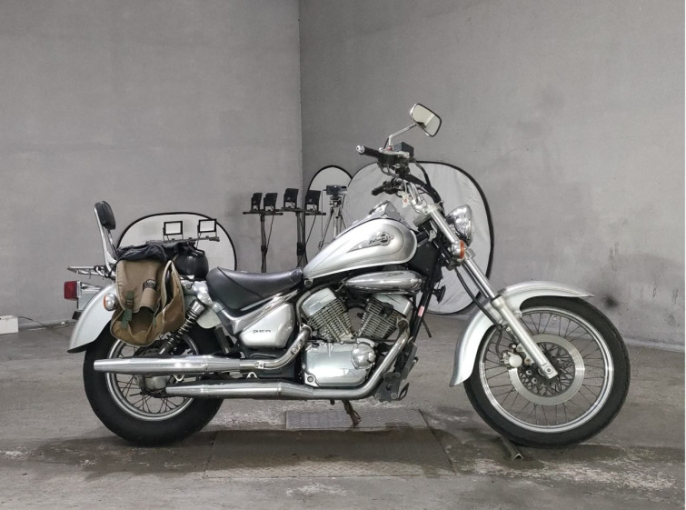 Мотоцикл Suzuki INTRUDER 250LC с пробегом 55712 km
