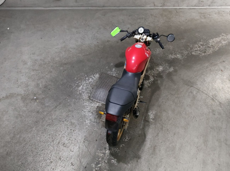 Мотоцикл Honda VTR250 з пробігом 13397 km