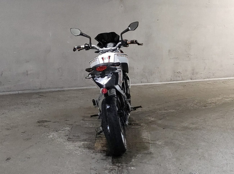 Мотоцикл KTM 200 DUKE