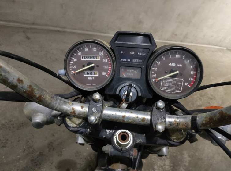 Мотоцикл Suzuki GS750GL с пробегом 10226 km