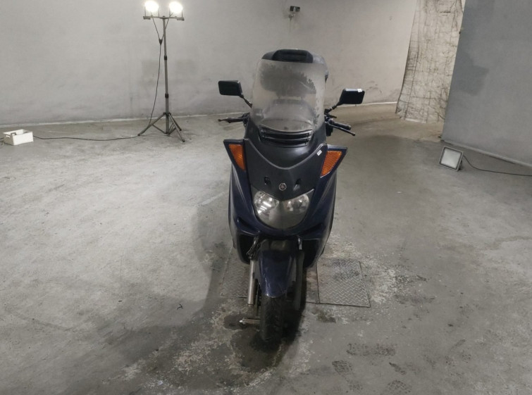 Мотоцикл Yamaha MAJESTY250