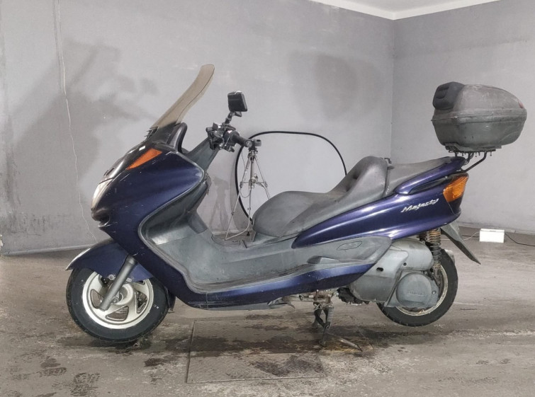Мотоцикл Yamaha MAJESTY250