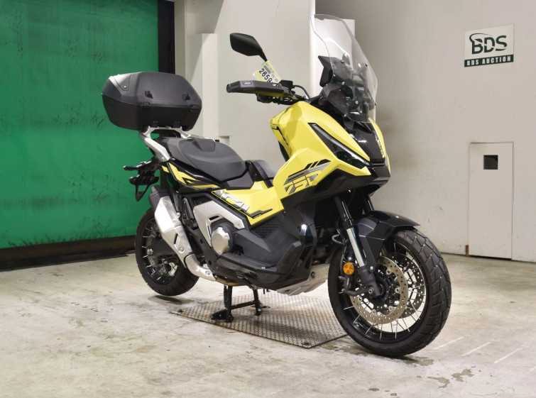 Мотоцикл Honda X-ADV750-2 с пробегом 2944 km