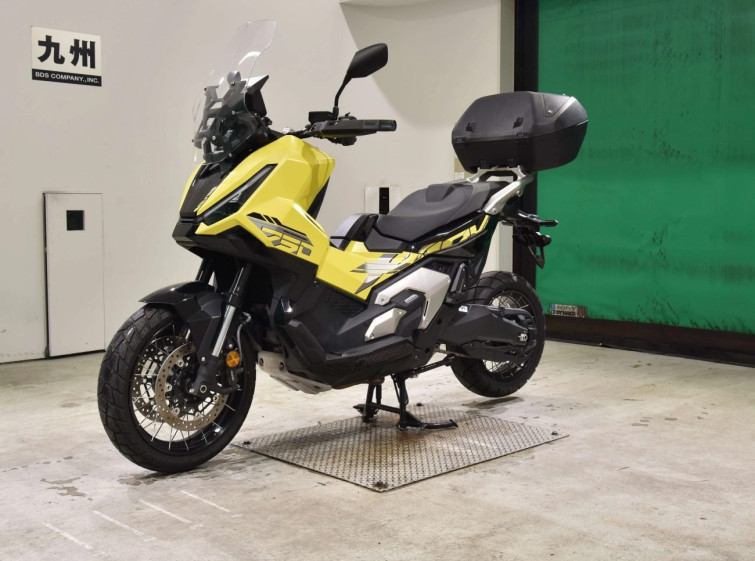 Мотоцикл Honda X-ADV750-2 с пробегом 2944 km