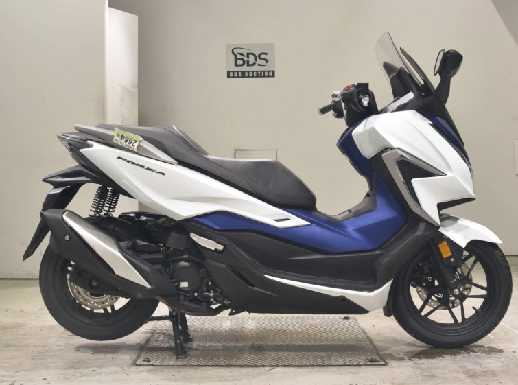 Мотоцикл Honda FORZA с пробегом 5175 km
