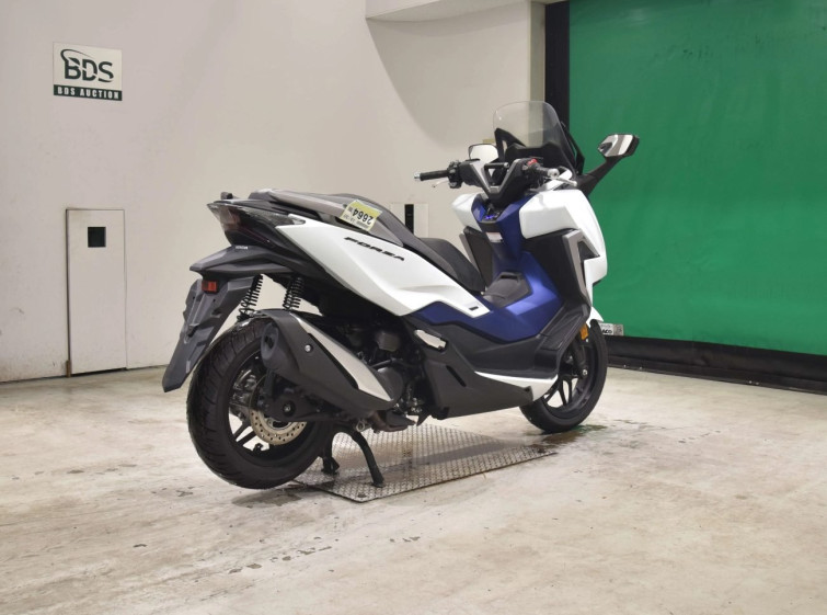 Мотоцикл Honda FORZA с пробегом 5175 km