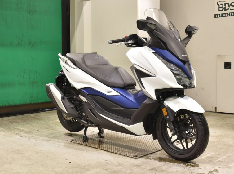 Мотоцикл Honda FORZA с пробегом 5175 km