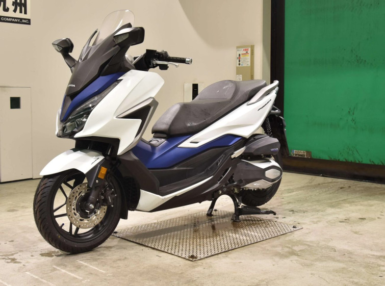 Мотоцикл Honda FORZA с пробегом 5175 km