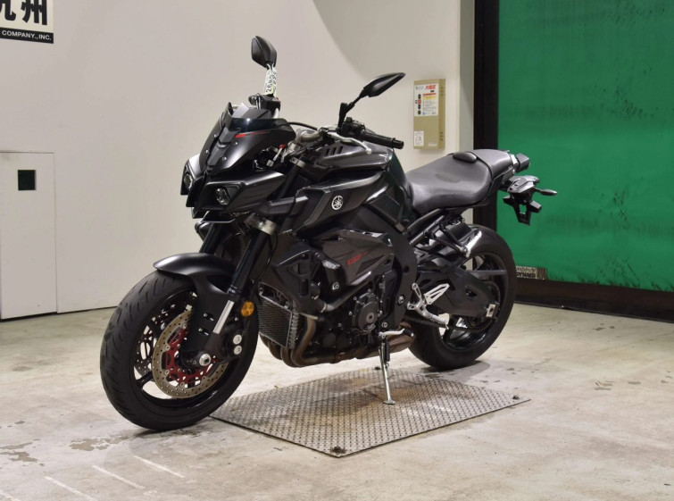 Мотоцикл Yamaha MT-10 з пробігом 26080 km