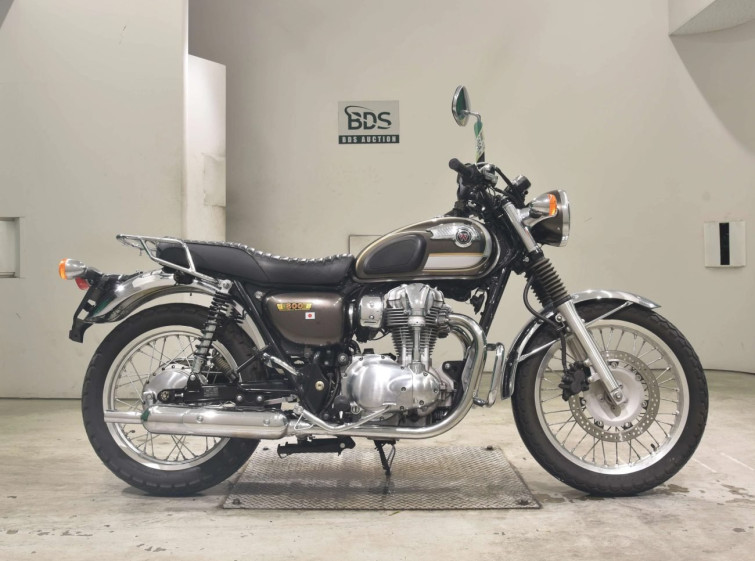 Мотоцикл Kawasaki W800 с пробегом 22425 km