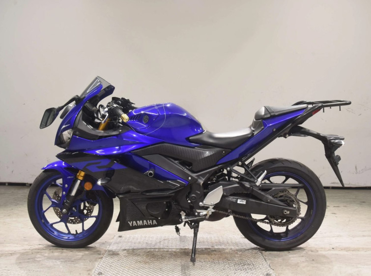 Мотоцикл Yamaha YZF-R3 с пробегом 17556 km