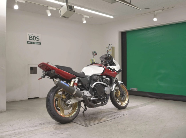 Мотоцикл Honda CB400SFV BOLDOR з пробігом 21085 km