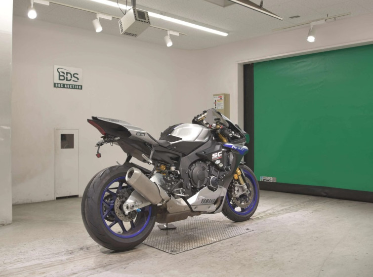 Мотоцикл Yamaha YZF-R1M з пробігом 12480 km