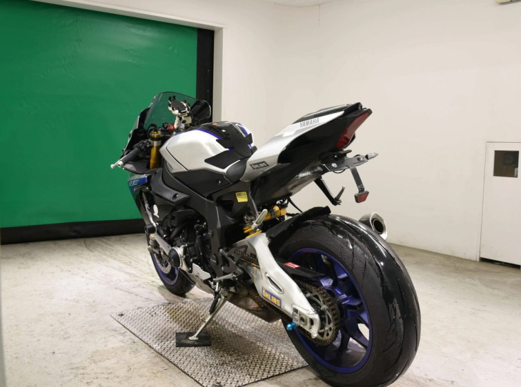 Мотоцикл Yamaha YZF-R1M з пробігом 12480 km