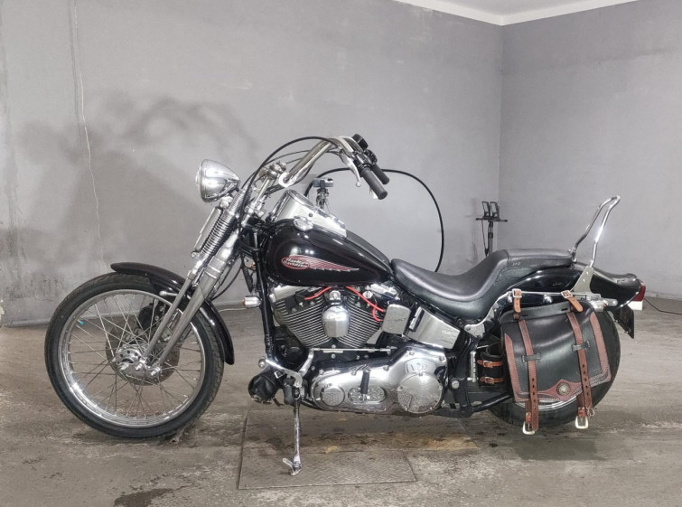 Мотоцикл HD FXSTS 1340 с пробегом 15879 m