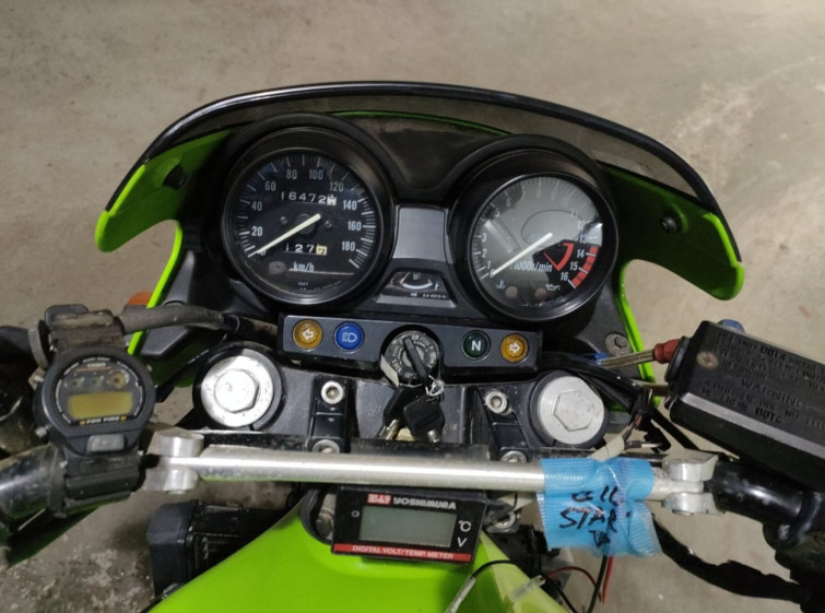 Мотоцикл Kawasaki ZRX400 с пробегом 16471 km
