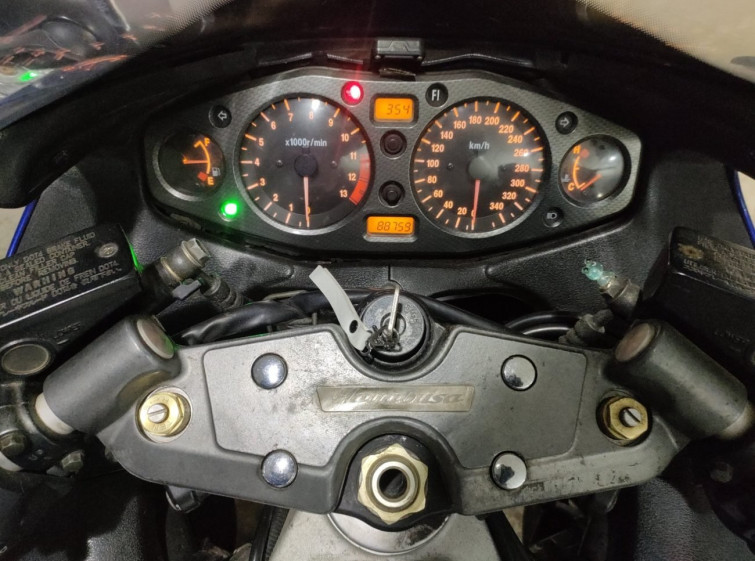 Мотоцикл Suzuki GSX1300R HAYABUSA з пробігом 88759 km