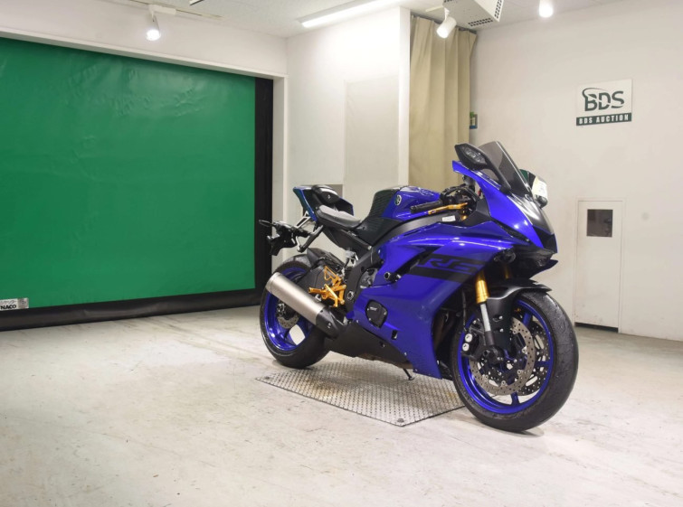 Мотоцикл Yamaha YZF-R6 с пробегом 8764 km