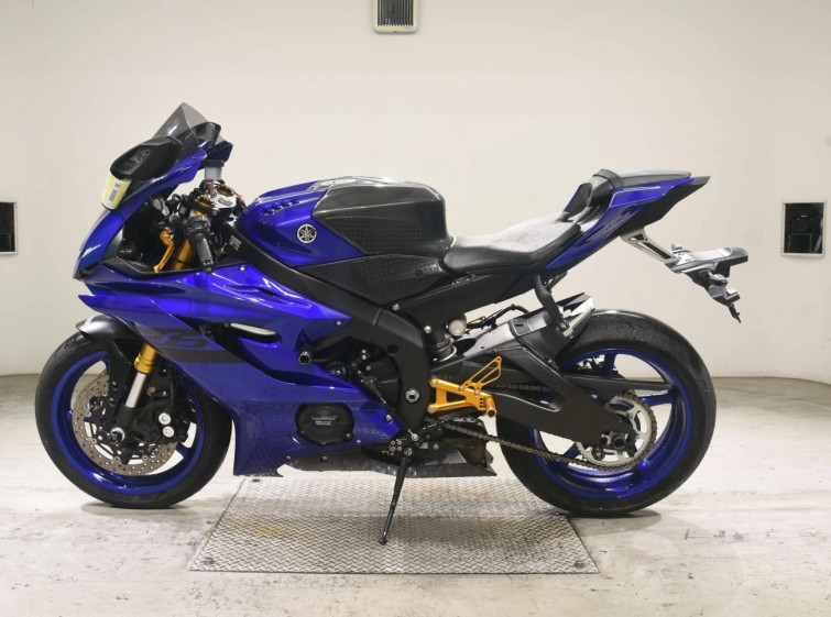 Мотоцикл Yamaha YZF-R6 с пробегом 8764 km