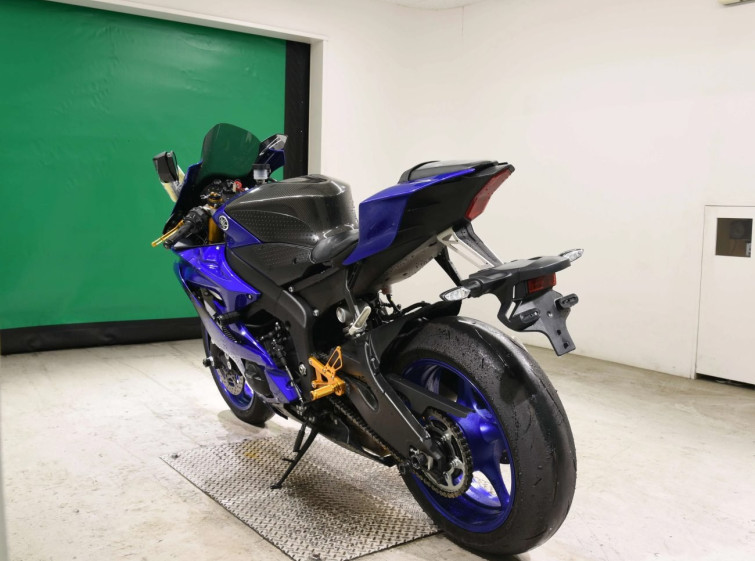 Мотоцикл Yamaha YZF-R6 с пробегом 8764 km