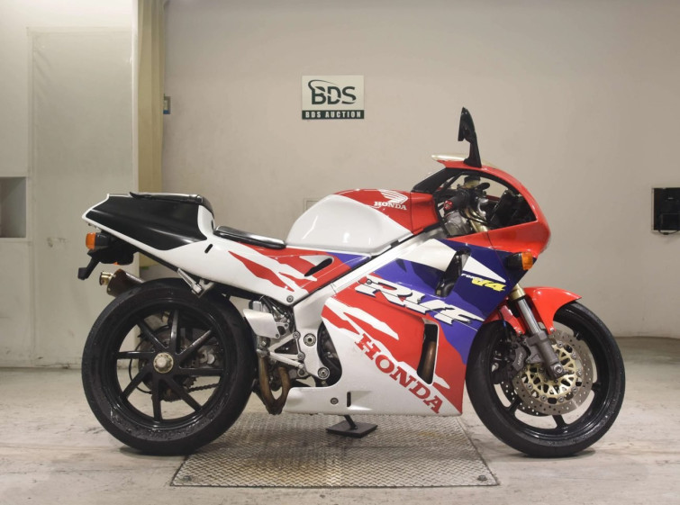 Мотоцикл Honda RVF400 з пробігом 36783 km