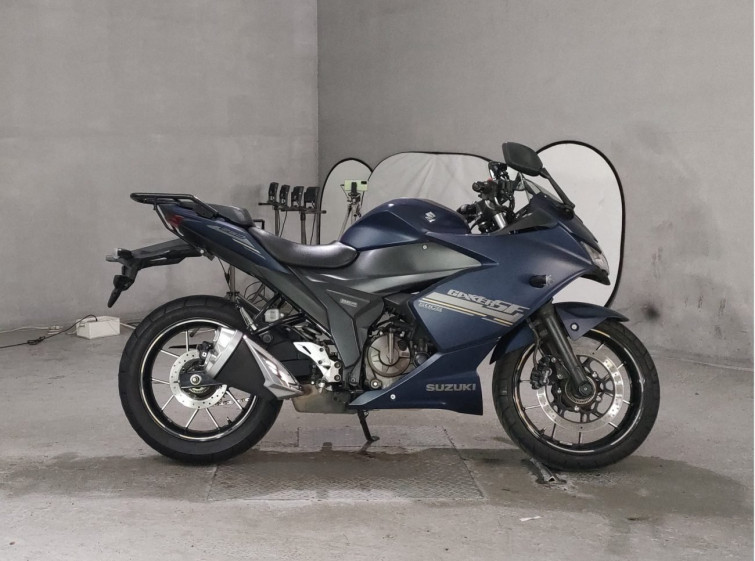 Мотоцикл Suzuki GIXXER SF250 с пробегом 68787 km