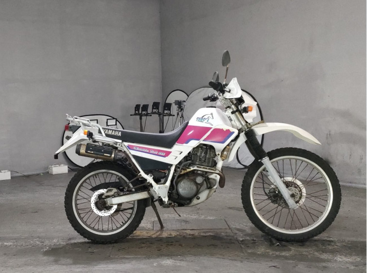 Мотоцикл Yamaha ｾﾛｰ225 с пробегом 10092 km