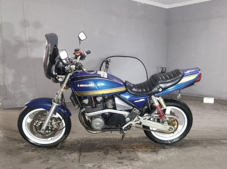 Мотоцикл Kawasaki ZEFAR 400 с пробегом 60932 km