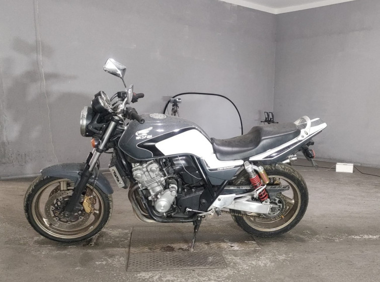 Мотоцикл Honda CB400SFV з пробігом 25724 km