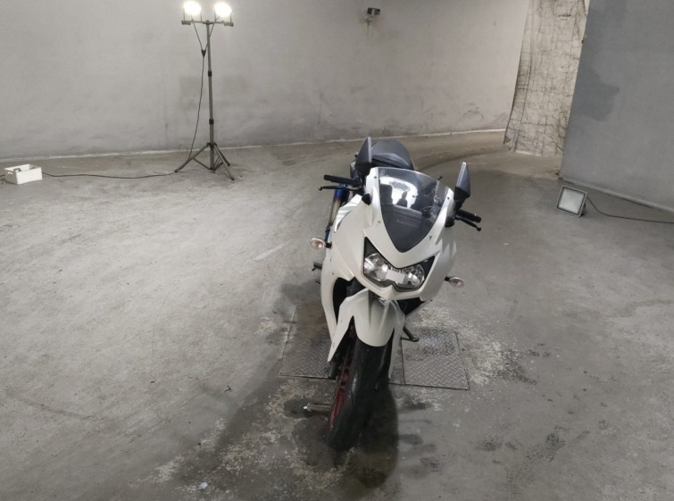 Мотоцикл Kawasaki NINJA250R с пробегом 26613 km