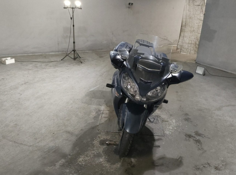 Мотоцикл Kawasaki GTR1400 CONCOURS з пробігом 71188 km