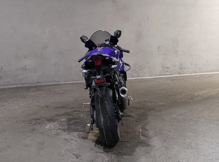 Мотоцикл Yamaha YZF-R1 з пробігом 2 km