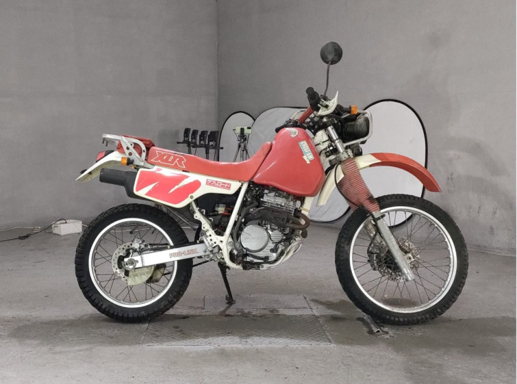 Мотоцикл Honda XLR250R BAJA з пробігом 4688 km