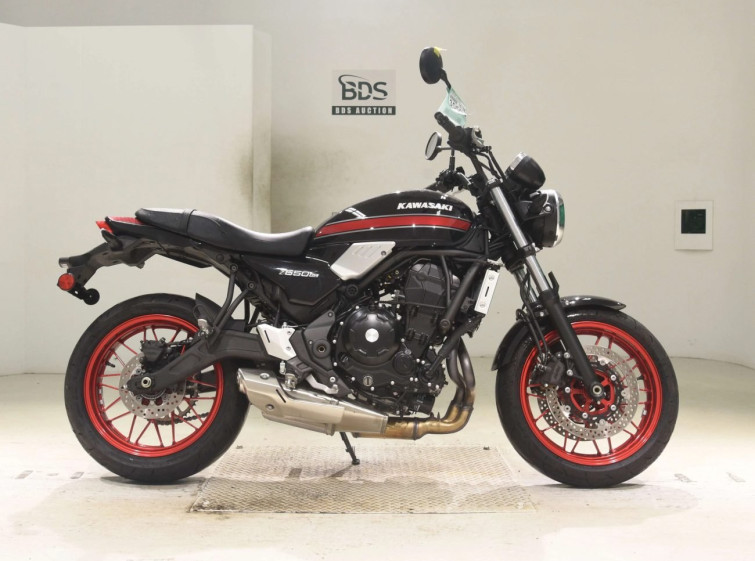 Мотоцикл Kawasaki Z650RS с пробегом 3509 km