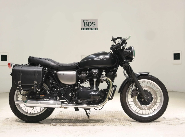 Мотоцикл Kawasaki W800 с пробегом 16215 km