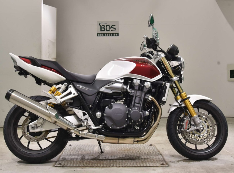 Мотоцикл Honda CB1300SF с пробегом 272 km