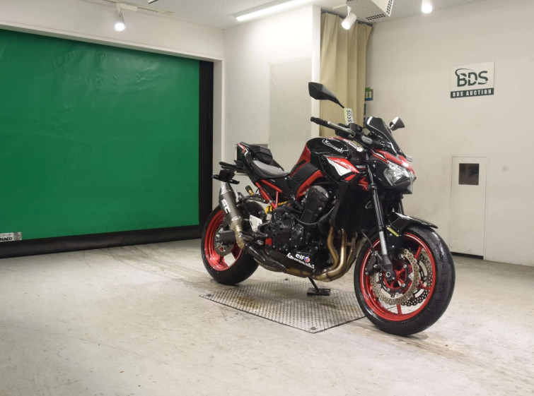 Мотоцикл Kawasaki Z900 с пробегом 3275 km