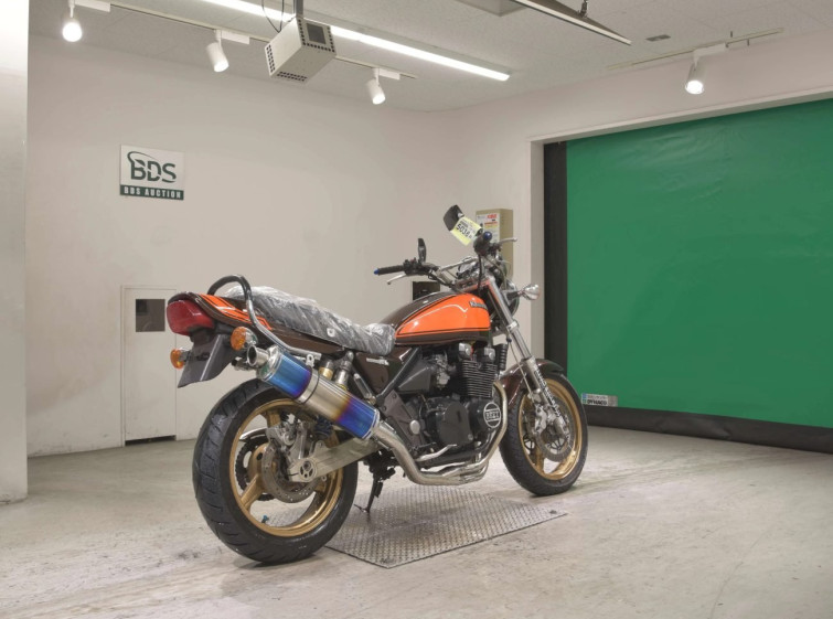 Мотоцикл Kawasaki ZEPHYR400 с пробегом 43794 km